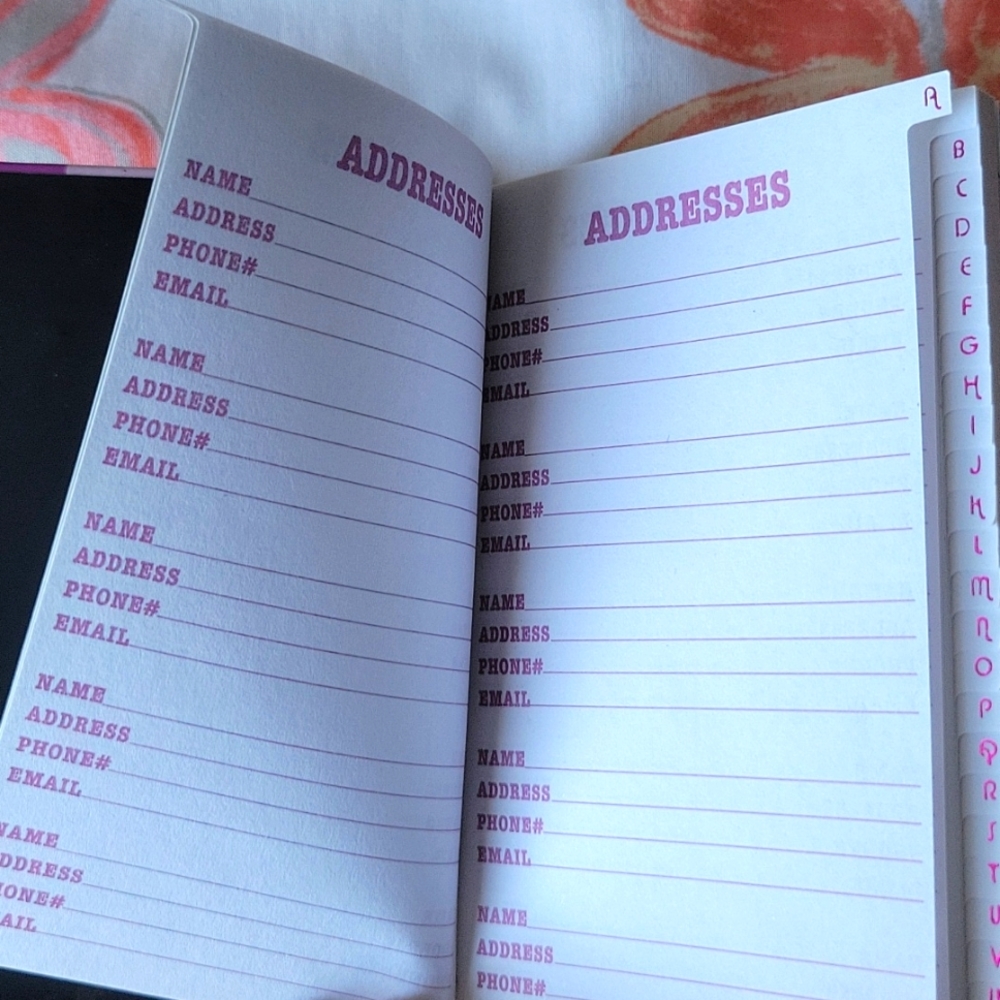 Address book - Picture 2 of 3